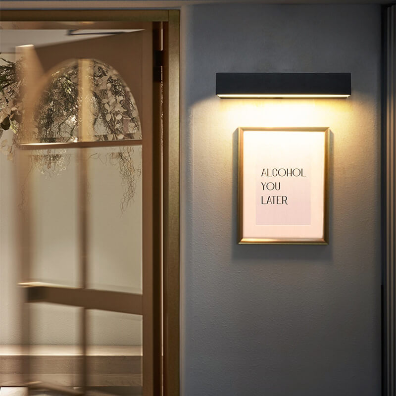 LinearGlow | Waterproof LED Outdoor Wall Light