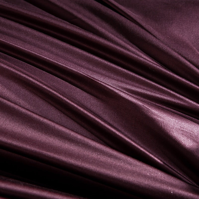 Zahira | Luxury Sangria Egyptian Cotton Bedding Set – Elegance with Golden Embroidery