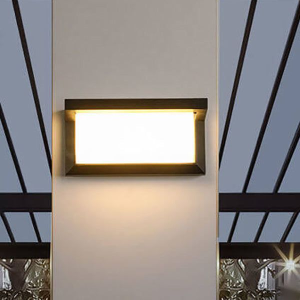 SensoGuard | LED Wall Sconce with Motion Sensor