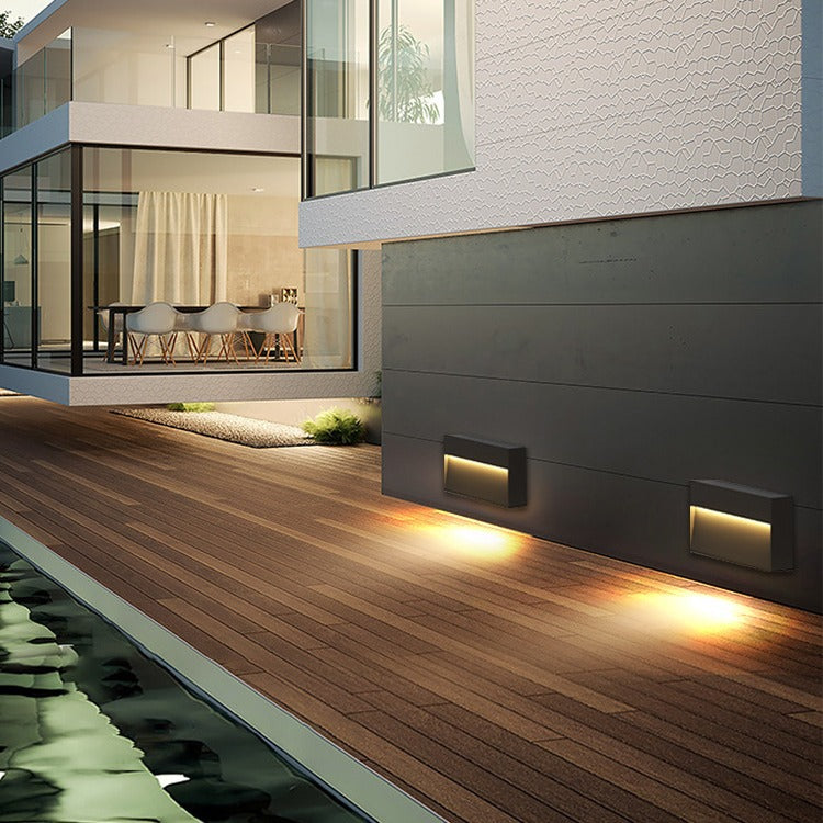 UrbanGlow | Square LED Outdoor Wall Sconce