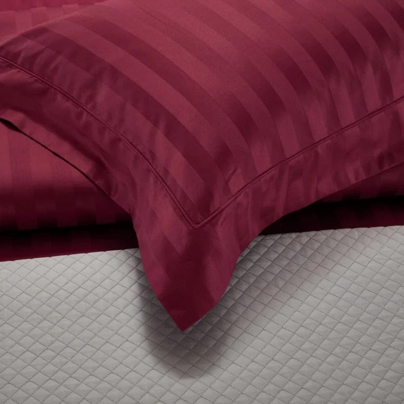 Velvino | Egyptian Cotton Duvet Cover Set – Luxurious Wine Elegance