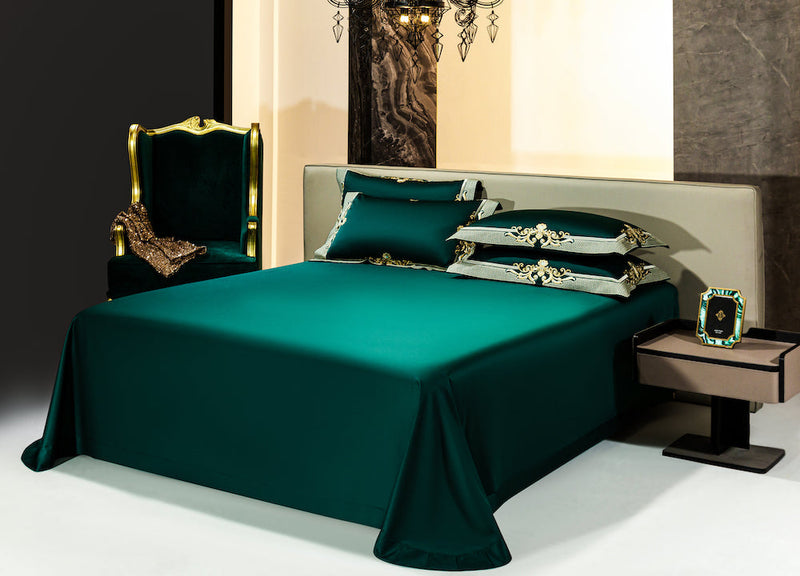 Layali | Emerald Green & Gold Jacquard Duvet Cover Set – Regal Luxury in Egyptian Cotton