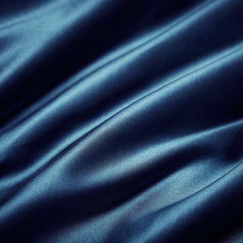 Azmira | Midnight Blue & Gold Jacquard Duvet Cover Set – Timeless Elegance in Egyptian Cotton